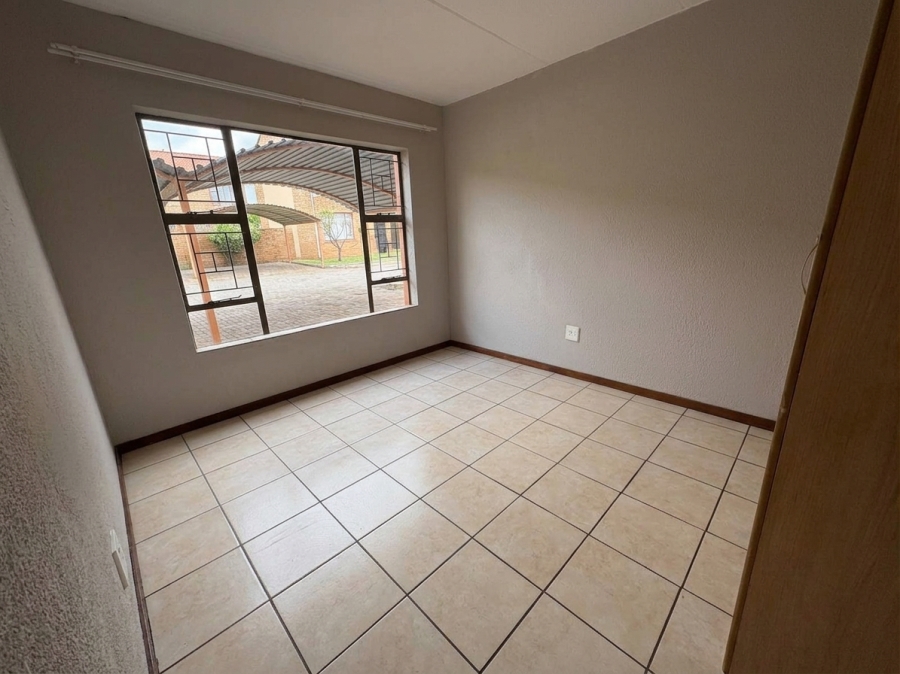 2 Bedroom Property for Sale in Vaalpark Free State